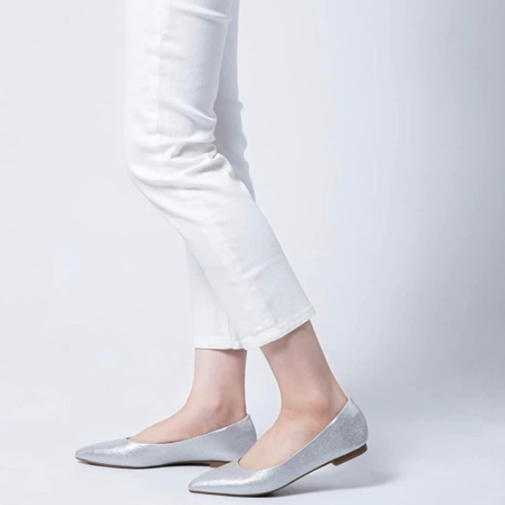 NEW mysoft women’s pointed toe ballet flats, with rubber bottom NWT